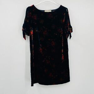 LOFT Size Small Black Fall Floral Crushed Velvet Cold Shoulder Mini Shift Dress